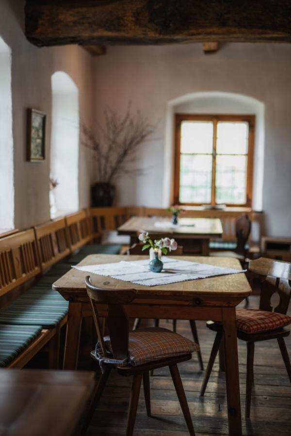 Bed and Breakfast Weingut Koegl Рач-ан-дер-Вайнштрассе Экстерьер фото